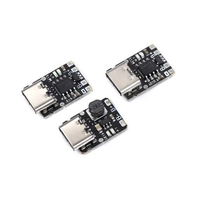 5V opladen en afladen geïntegreerde module 3.7V 4.2V 18650 Lithiumbatterij opladen Boost Power Board bescherming type-c